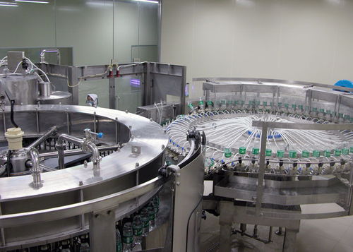 智能科技赋能 苹果饮料生产线与车载设备的融合创新